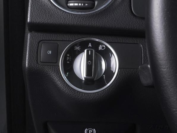 Mercedes-Benz C-Класс III (W204) Рестайлинг с пробегом 2011 года, цена 1 299 000 рублей, 279617 км, седан, Автокод Объявления