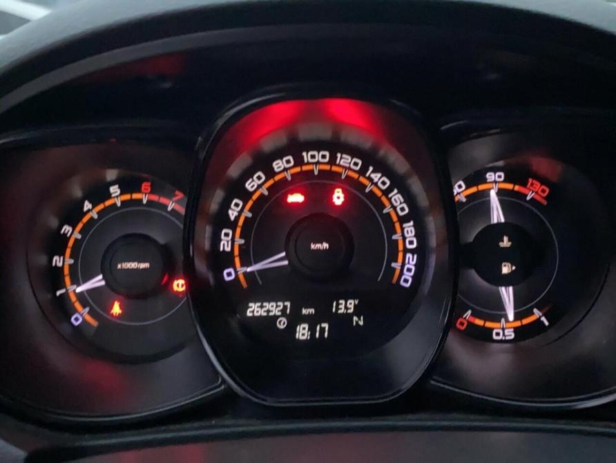 Lada (ВАЗ) Vesta I Сургут  - изображение 4