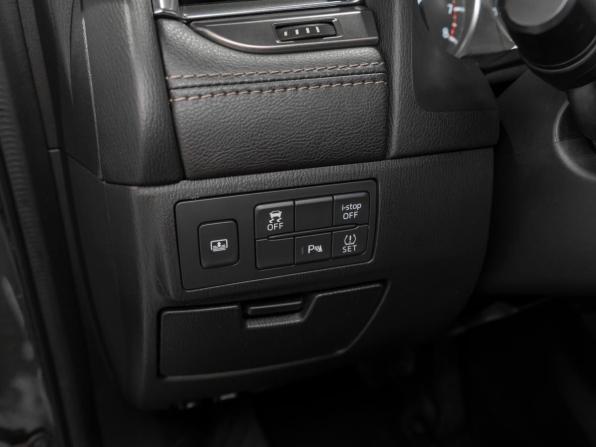 Mazda 6 III (GJ) Рестайлинг с пробегом 2017 года, цена 1 870 000 рублей, 162237 км, седан, Автокод Объявления