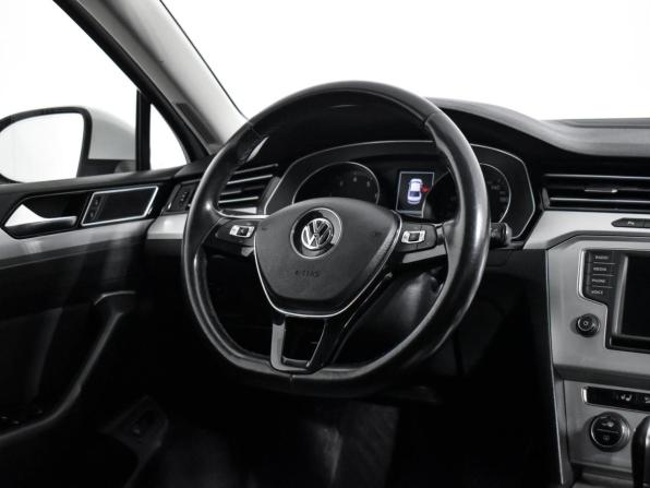 Volkswagen Passat B8 с пробегом 2015 года, цена 1 518 000 рублей, 147538 км, седан, Автокод Объявления