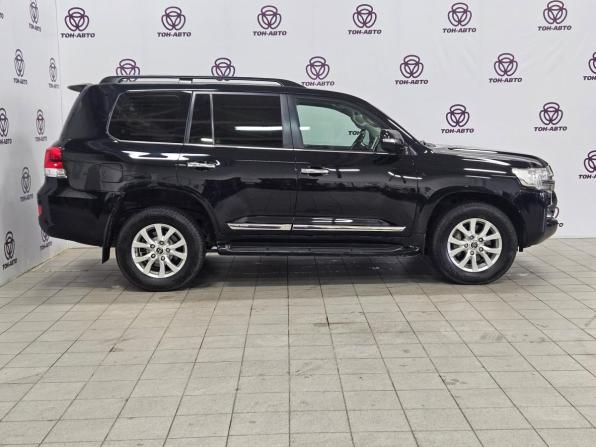 Toyota Land Cruiser 200 Series Рестайлинг 2 с пробегом 2018 года, цена 7 200 000 рублей, 113492 км, внедорожник, Автокод Объявления
