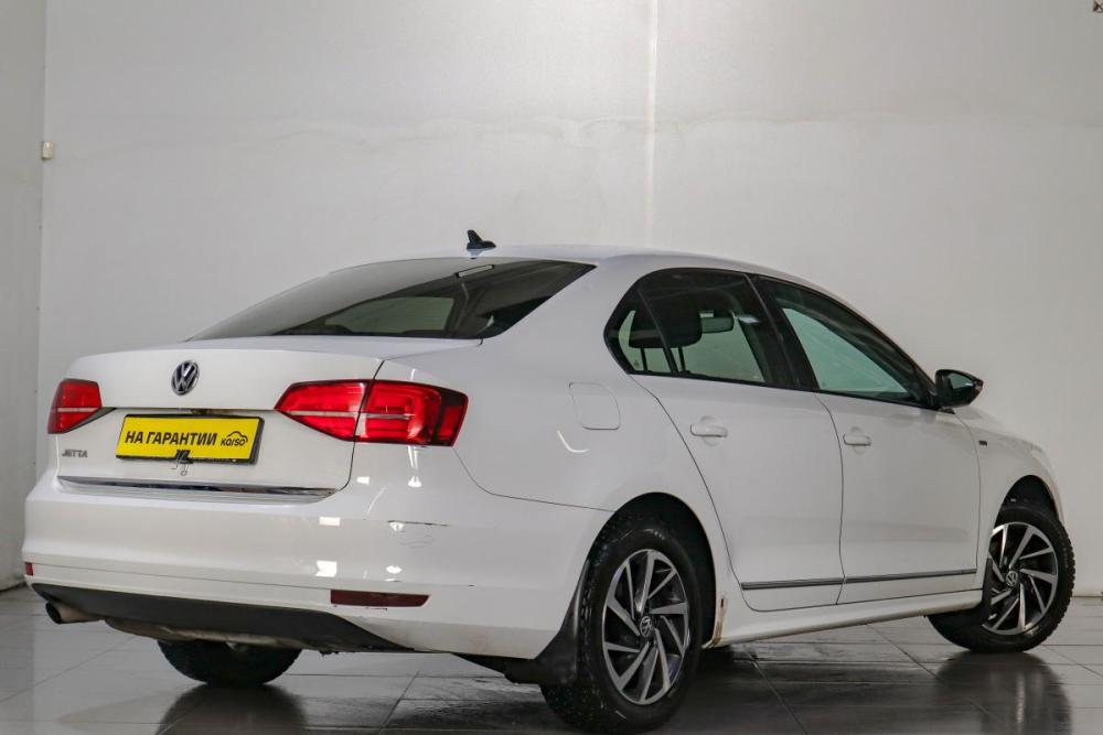 Volkswagen Jetta VI Рестайлинг Челябинск  - изображение 7