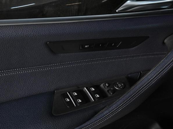 BMW 5 серии VII (G30/G31/G38) с пробегом 2018 года, цена 3 109 000 рублей, 156599 км, универсал, Автокод Объявления