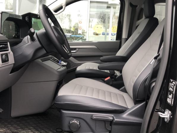 Volkswagen Caravelle T7 с пробегом 2025 года, цена 9 990 000 рублей, 680 км, минивэн, Автокод Объявления