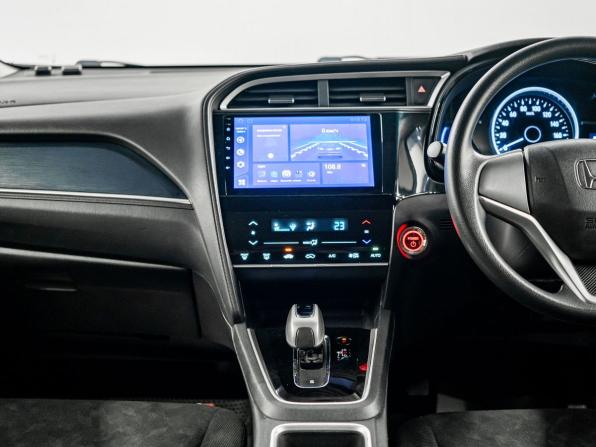 Honda Shuttle II с пробегом 2019 года, цена 1 260 000 рублей, 126441 км, универсал, Автокод Объявления