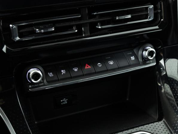 Haval M6 II с пробегом 2024 года, цена 1 849 700 рублей, 41551 км, внедорожник, Автокод Объявления