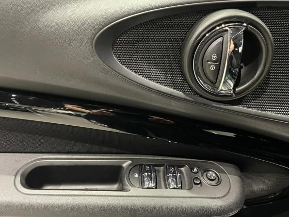 Mini Clubman II Рестайлинг с пробегом 2021 года, цена 2 550 000 рублей, 39500 км, универсал, Автокод Объявления