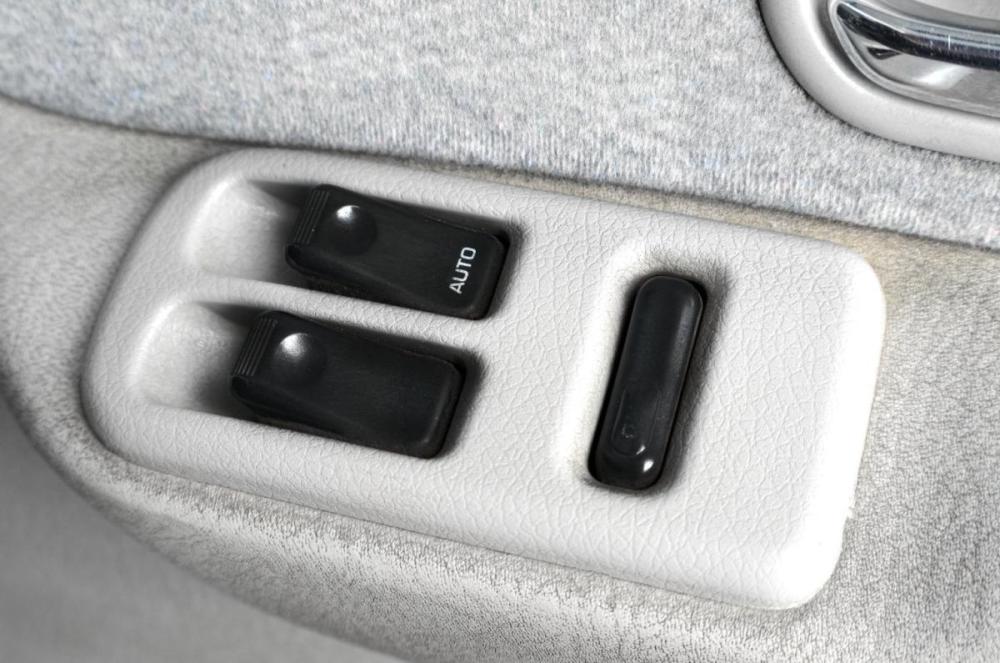 Mazda Bongo Friendee I Рестайлинг Тюмень  - изображение 15