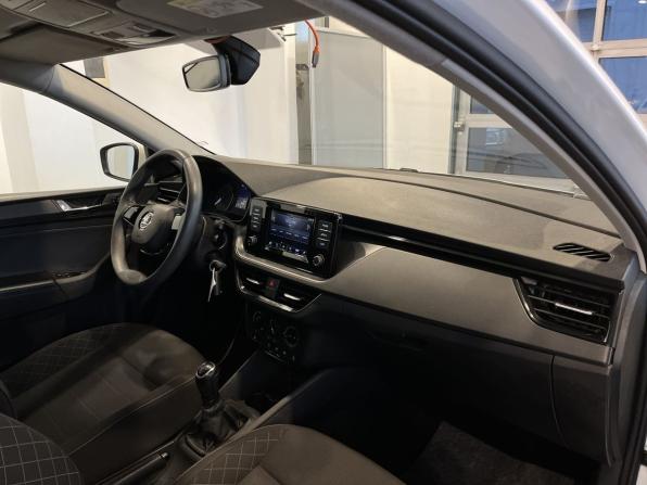 Skoda Rapid II с пробегом 2020 года, цена 1 500 000 рублей, 62802 км, лифтбек, Автокод Объявления