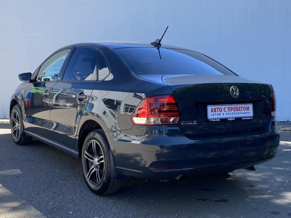 Volkswagen Polo V Рестайлинг с пробегом 2017 года, цена 970 000 рублей, 171900 км, седан, Автокод Объявления