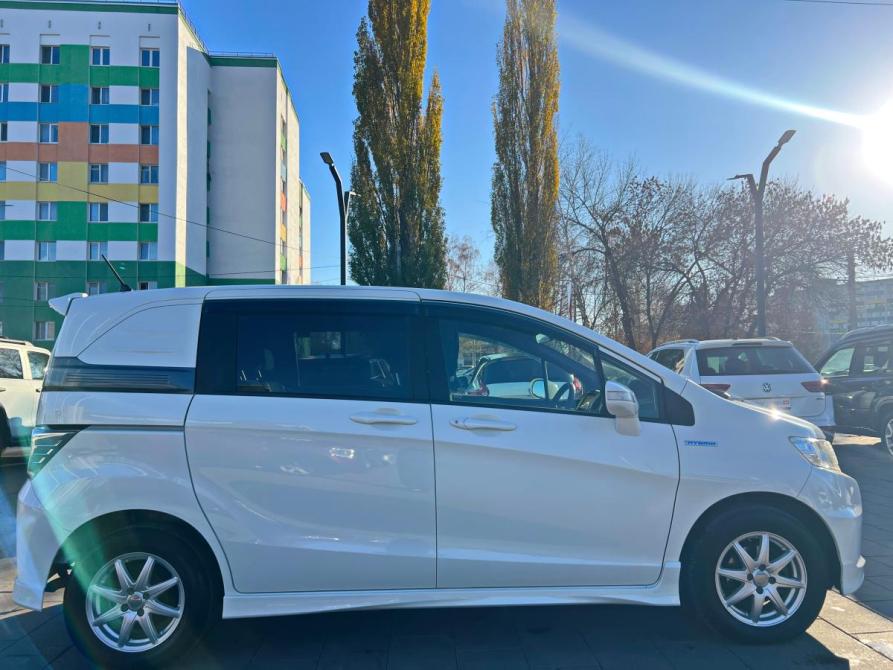 Honda Freed I Рестайлинг Стерлитамак  - изображение 8