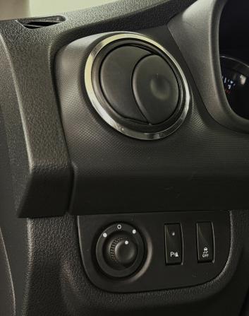 Renault Sandero II Рестайлинг с пробегом 2021 года, цена 1 215 000 рублей, 127785 км, хэтчбек, Автокод Объявления