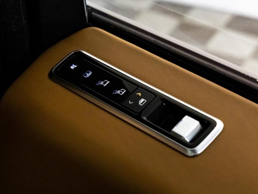 Land Rover Range Rover IV Рестайлинг Санкт-Петербург  - изображение 33