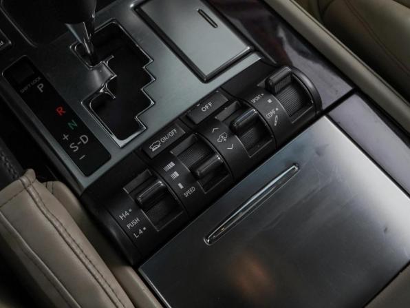 Lexus LX III с пробегом 2010 года, цена 3 049 046 рублей, 413497 км, внедорожник, Автокод Объявления