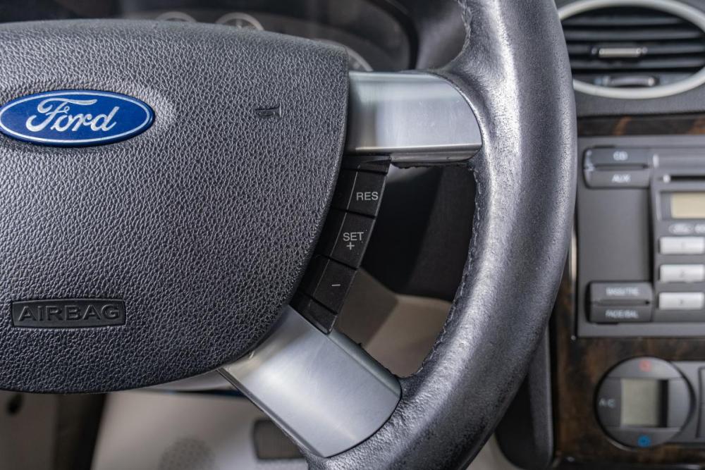 Ford Focus I Рестайлинг Томск  - изображение 15