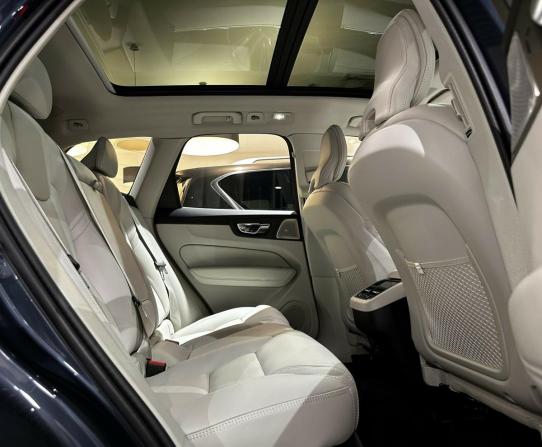 Volvo XC60 II Рестайлинг 2 с пробегом 2026 года, цена 7 800 000 рублей, 11 км, внедорожник, Автокод Объявления