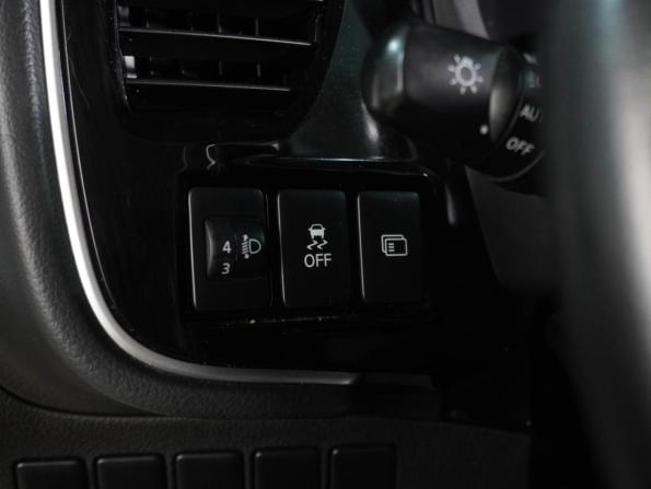 Mitsubishi Outlander III Рестайлинг 2 с пробегом 2017 года, цена 2 149 000 рублей, 75841 км, внедорожник, Автокод Объявления