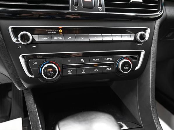 Kia Optima IV с пробегом 2017 года, цена 1 775 000 рублей, 186182 км, седан, Автокод Объявления