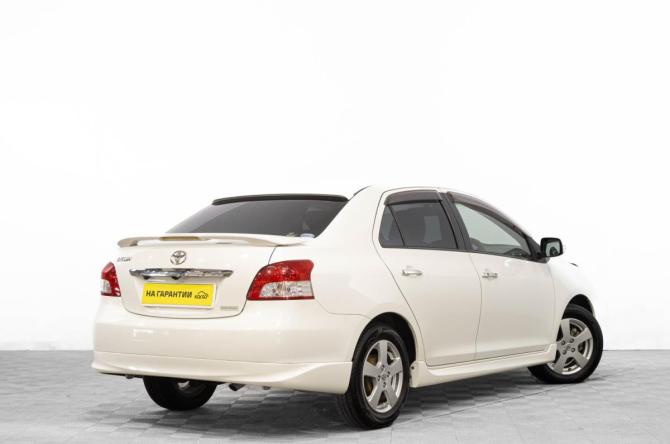 Toyota Belta I с пробегом 2011 года, цена 1 059 000 рублей, 73000 км, седан, Автокод Объявления
