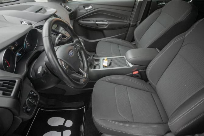 Ford Kuga II Рестайлинг с пробегом 2018 года, цена 1 698 000 рублей, 106122 км, внедорожник, Автокод Объявления