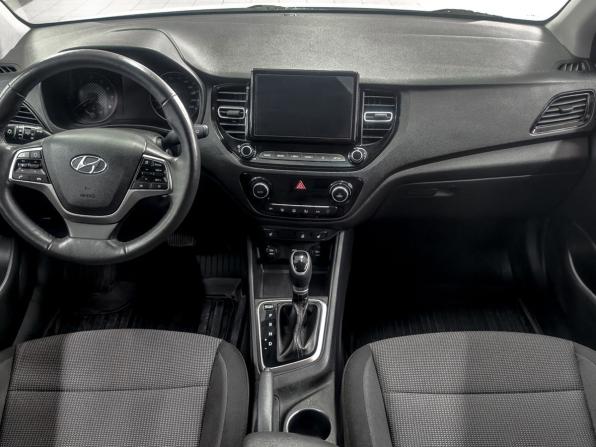 Hyundai Solaris II Рестайлинг с пробегом 2021 года, цена 1 889 900 рублей, 67000 км, седан, Автокод Объявления