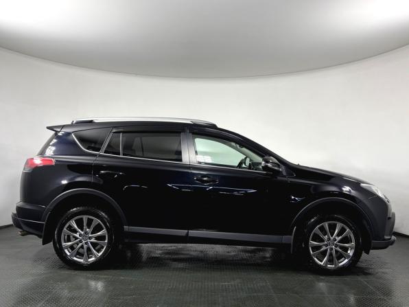 Toyota RAV4 IV (XA40) Рестайлинг с пробегом 2018 года, цена 2 640 000 рублей, 112891 км, внедорожник, Автокод Объявления