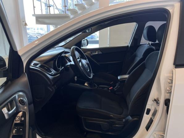 Kia Cerato II с пробегом 2010 года, цена 595 000 рублей, 264138 км, седан, Автокод Объявления