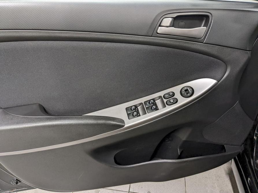 Hyundai Solaris I Рестайлинг Москва  - изображение 11