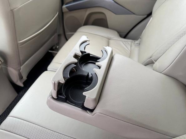 Mitsubishi Outlander II с пробегом 2007 года, цена 825 000 рублей, 387999 км, внедорожник, Автокод Объявления