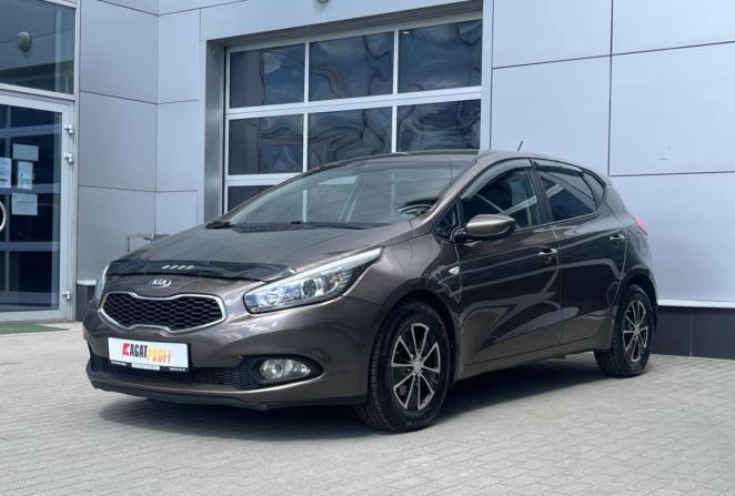 Kia Ceed II с пробегом 2012 года, цена 1 140 000 рублей, 150748 км, универсал, Автокод Объявления