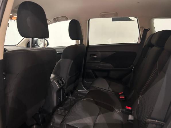 Mitsubishi Outlander III Рестайлинг 3 с пробегом 2022 года, цена 2 449 000 рублей, 93456 км, внедорожник, Автокод Объявления