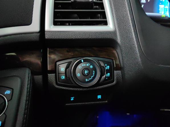 Ford Explorer V Рестайлинг с пробегом 2015 года, цена 2 031 000 рублей, 183000 км, внедорожник, Автокод Объявления