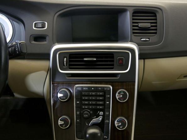 Volvo S60 II с пробегом 2012 года, цена 895 000 рублей, 193430 км, седан, Автокод Объявления
