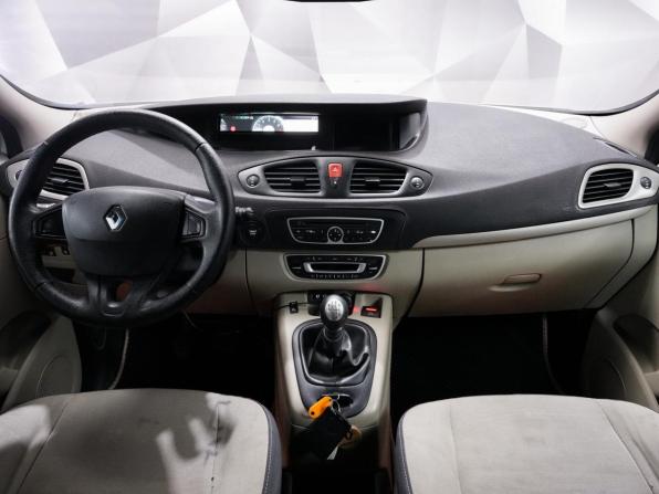 Renault Scenic III с пробегом 2010 года, цена 746 000 рублей, 252400 км, минивэн, Автокод Объявления