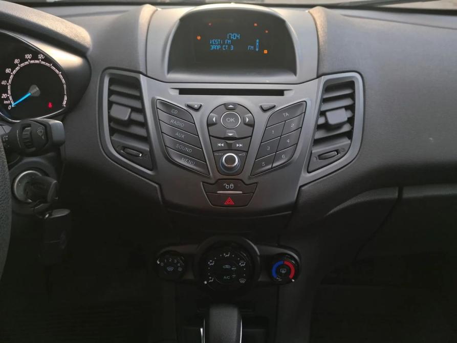 Ford Fiesta Mk6 Рестайлинг Санкт-Петербург  - изображение 13