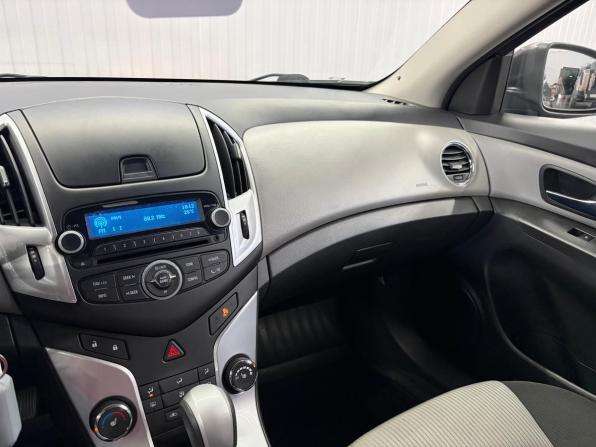 Chevrolet Cruze I Рестайлинг с пробегом 2014 года, цена 897 000 рублей, 101892 км, хэтчбек, Автокод Объявления