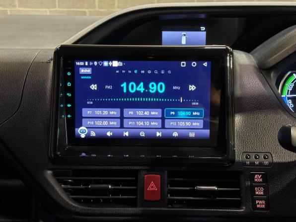 Toyota Noah III (R80) с пробегом 2014 года, цена 1 690 000 рублей, 152047 км, минивэн, Автокод Объявления