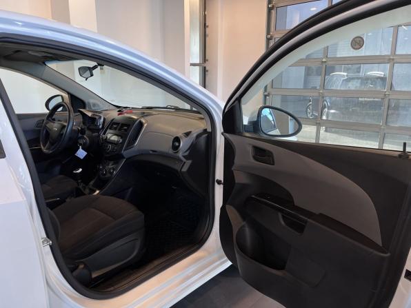 Chevrolet Aveo II с пробегом 2013 года, цена 570 000 рублей, 161000 км, седан, Автокод Объявления