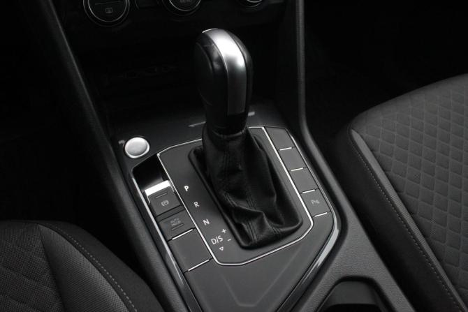Volkswagen Tiguan II с пробегом 2019 года, цена 2 380 000 рублей, 132223 км, внедорожник, Автокод Объявления