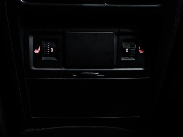 Volkswagen Passat B7 с пробегом 2012 года, цена 1 089 000 рублей, 180973 км, седан, Автокод Объявления