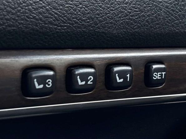 Toyota Land Cruiser 200 Series Рестайлинг 2 с пробегом 2015 года, цена 4 899 000 рублей, 192770 км, внедорожник, Автокод Объявления