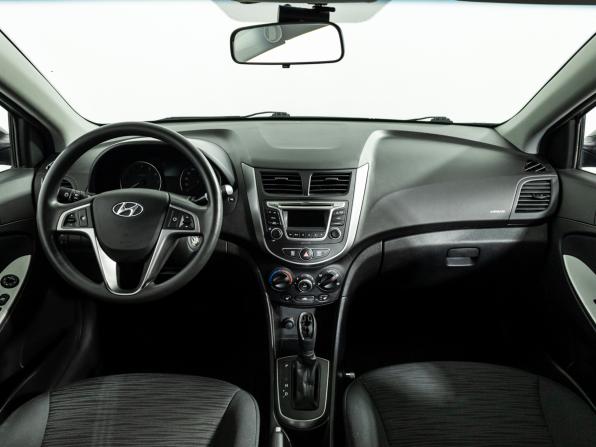 Hyundai Solaris I Рестайлинг с пробегом 2016 года, цена 1 100 000 рублей, 52053 км, седан, Автокод Объявления