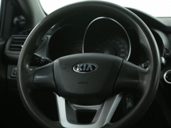 Kia Rio III с пробегом 2013 года, цена 629 000 рублей, 134000 км, хэтчбек, Автокод Объявления