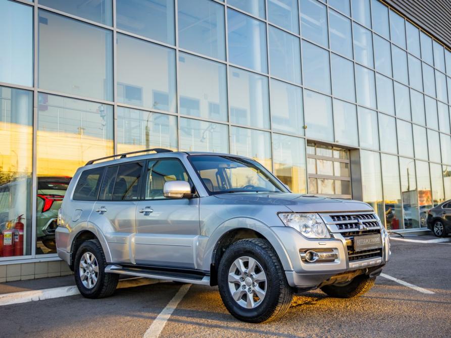 Mitsubishi Pajero IV Рестайлинг 2 Волгоград  - изображение 1