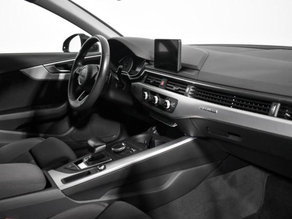 Audi A4 V (B9) с пробегом 2019 года, цена 2 300 000 рублей, 240000 км, универсал, Автокод Объявления