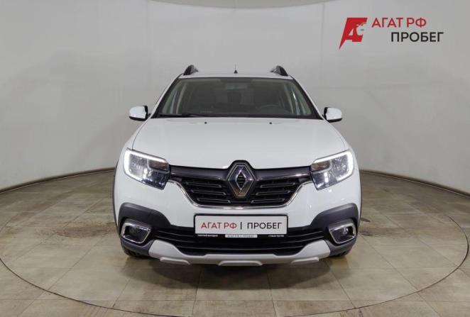 Renault Sandero II Рестайлинг с пробегом 2020 года, цена 1 320 000 рублей, 27865 км, хэтчбек, Автокод Объявления