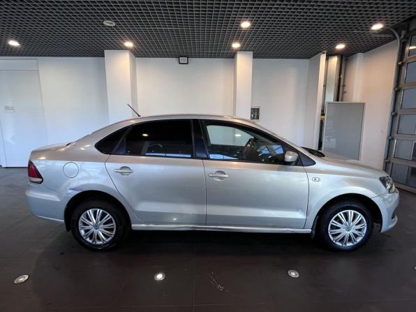 Volkswagen Polo V с пробегом 2015 года, цена 535 000 рублей, 251881 км, седан, Автокод Объявления