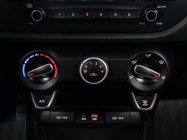 Kia Rio IV с пробегом 2018 года, цена 1 270 000 рублей, 166582 км, седан, Автокод Объявления