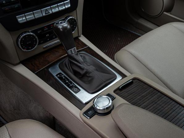 Mercedes-Benz C-Класс III (W204) Рестайлинг с пробегом 2012 года, цена 1 320 000 рублей, 249659 км, седан, Автокод Объявления