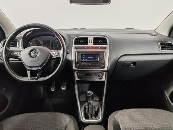Volkswagen Polo V Рестайлинг с пробегом 2017 года, цена 875 000 рублей, 214593 км, седан, Автокод Объявления